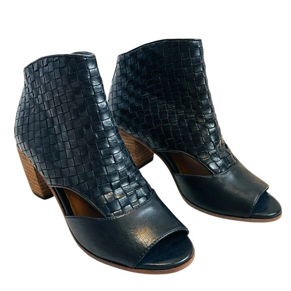 Patricia Nash WomenSz 7 Black Woven Leather Ankle Booties Boots Rosetta Open Toe - Picture 2 of 11